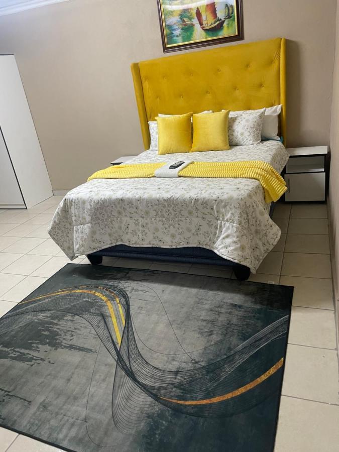 Super Classic Guest House بريتوريا المظهر الخارجي الصورة